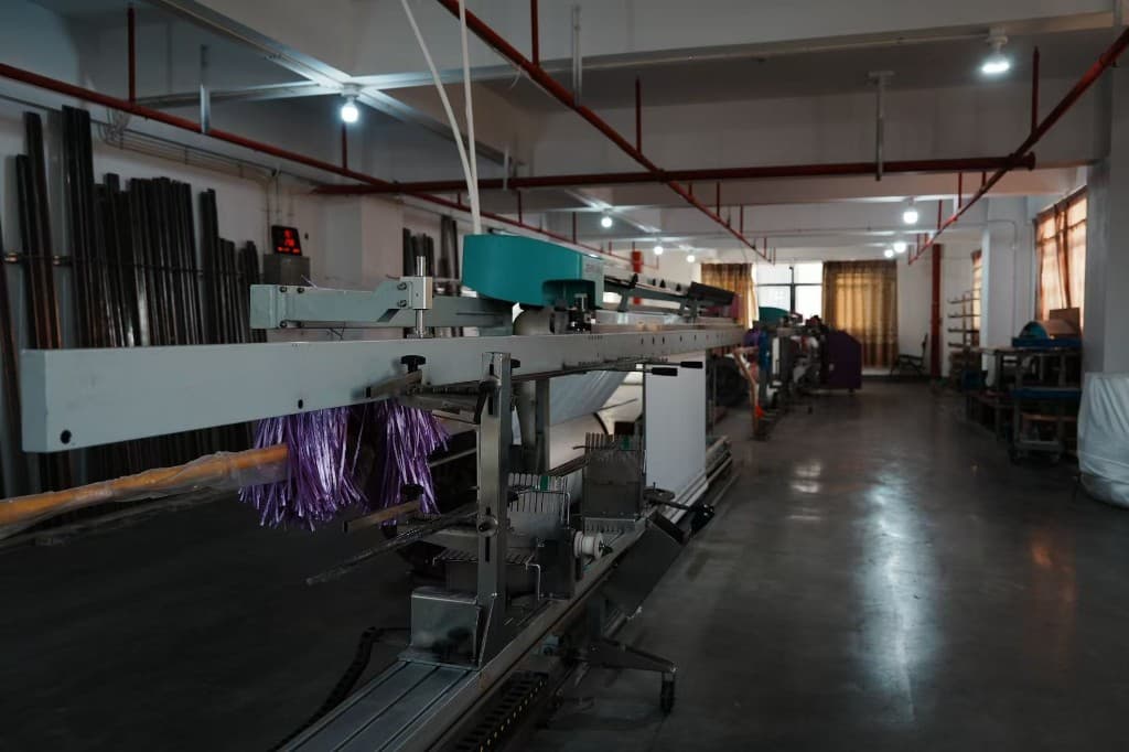 穿棕车间 - 生产线