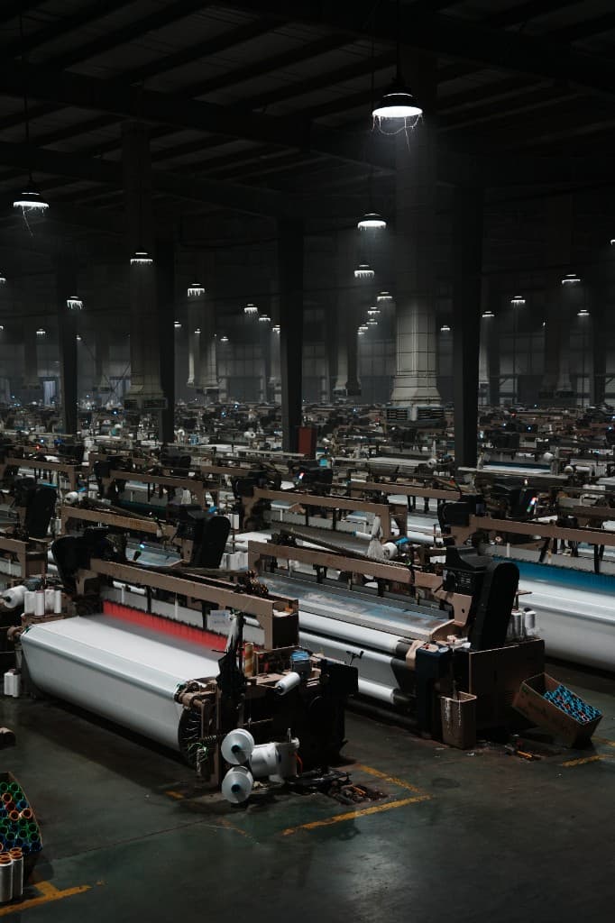 织造车间 - 夜班生产